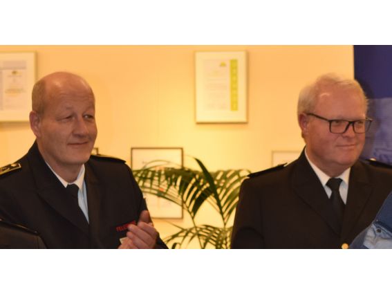 THW-Einsatzkräfte erhalten Bundesflutmedaille - Fluthilfe 2021 © Kreis Paderborn